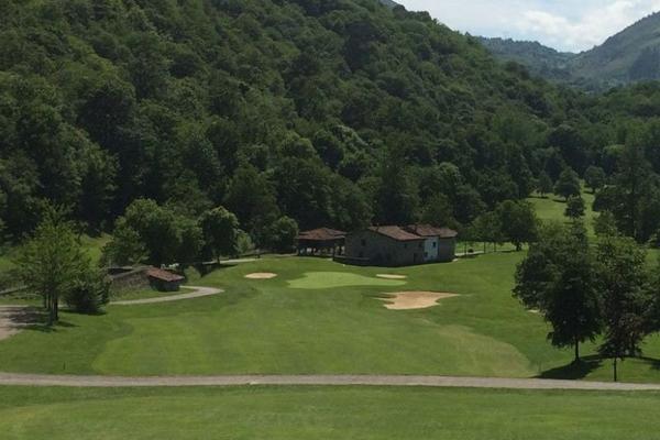 Campo de golf las caldas Blau Hotel Las Caldas Asturias Campo de golf las caldas Blau Hotel Las Caldas Asturias